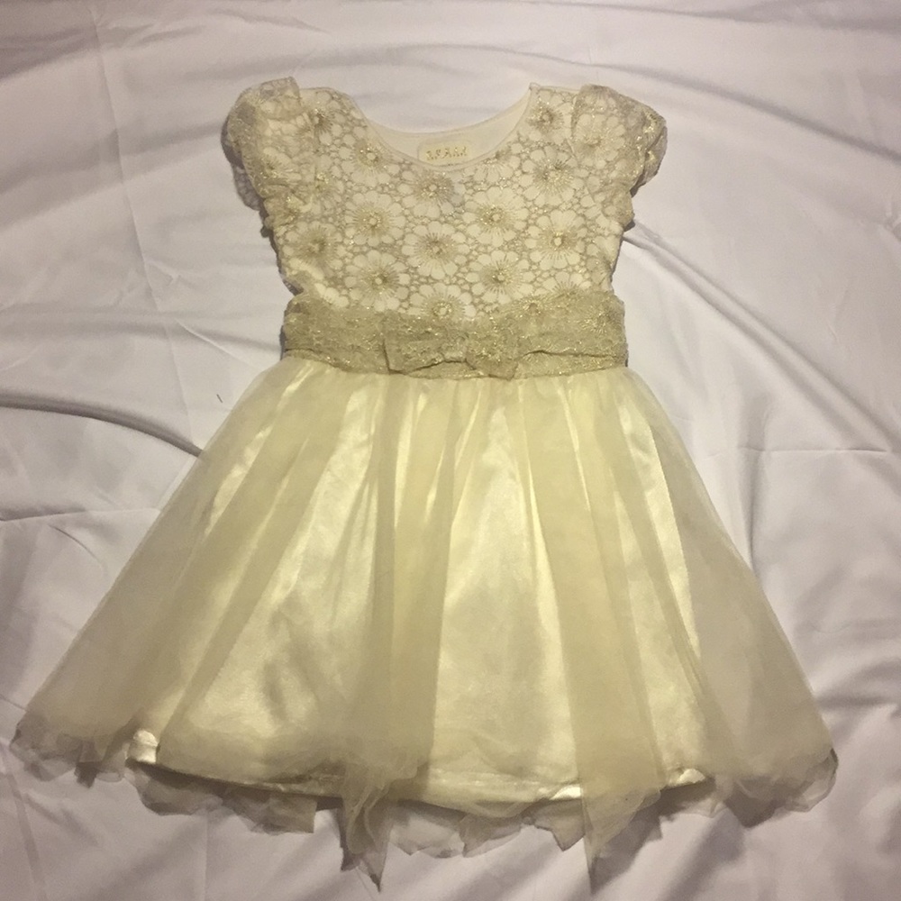 “Guess” Little Girls Dress